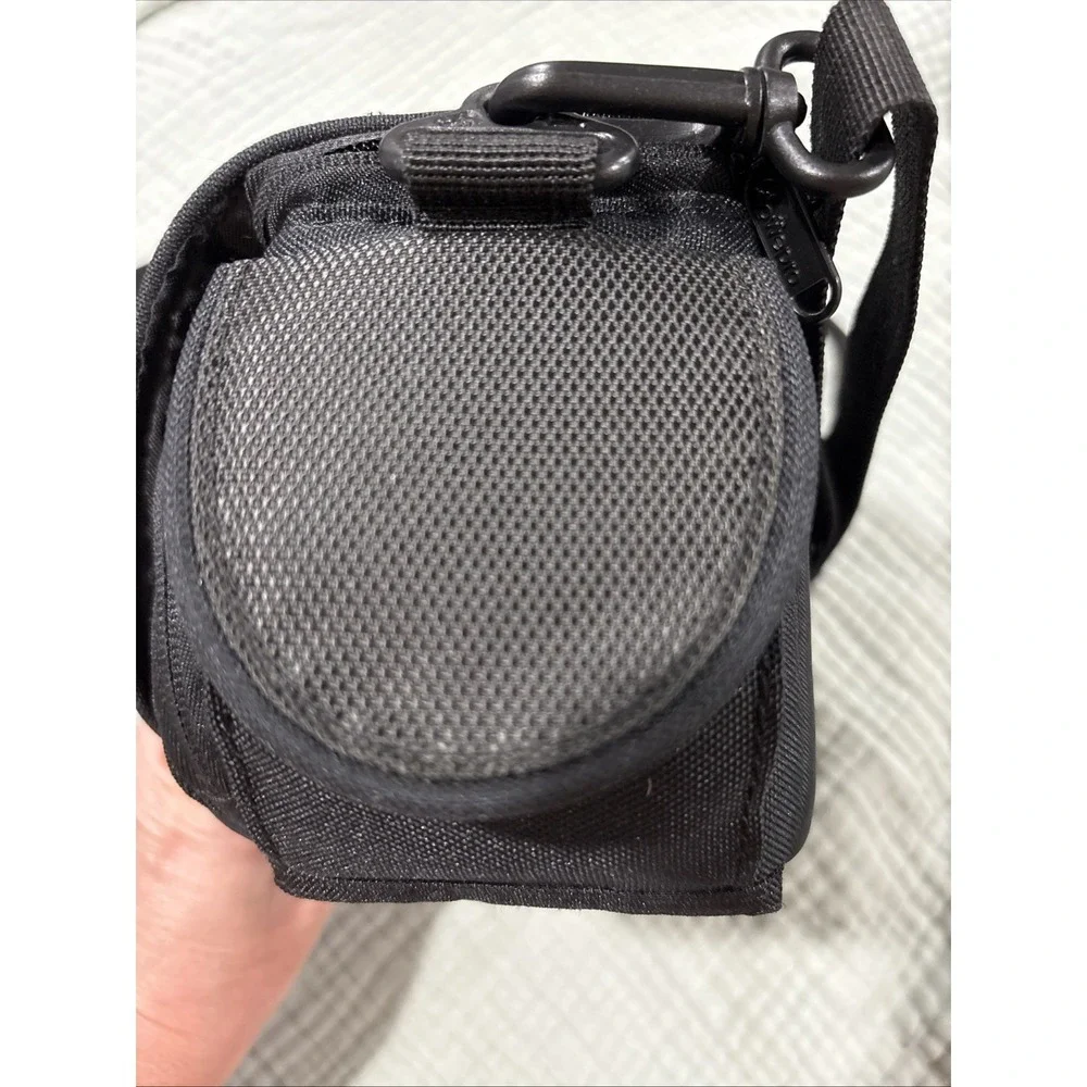 GENUINE Lowepro Edit 110 Camera Case/Bag Black - EUC